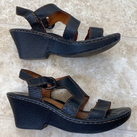 Born wedge sandals Sz 7 - Picture 2 of 5